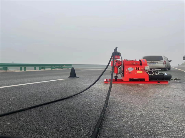 娄底马路路基路面开裂下沉注浆加固灌浆