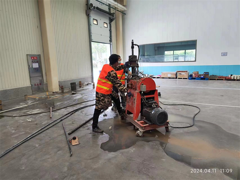 娄底厂房地面下沉塌陷注浆加固施工